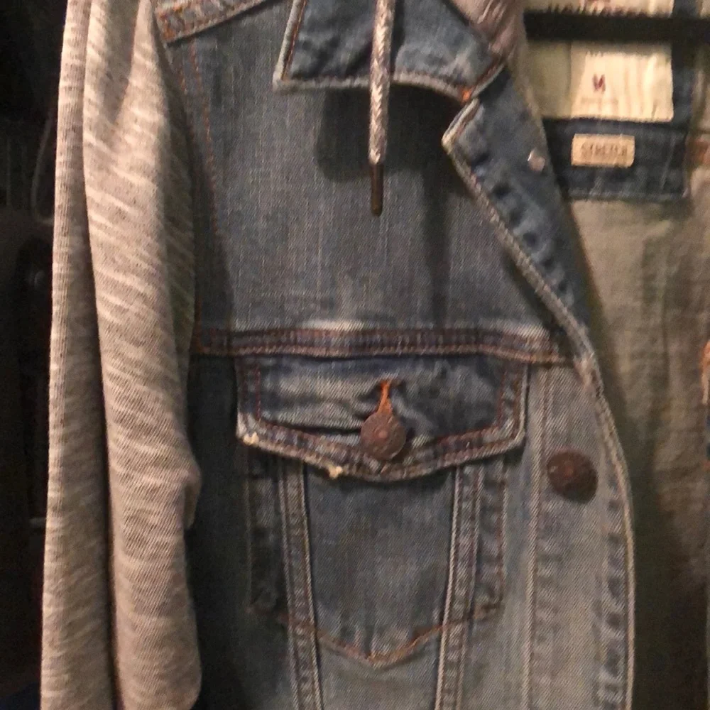 Denim jacket - Picture 3 of 5